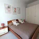M\'House 22