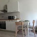 M\'House 22