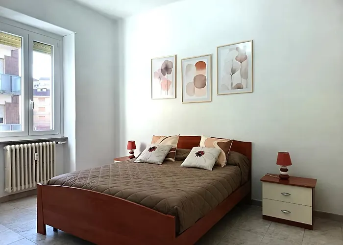 M\'House 22